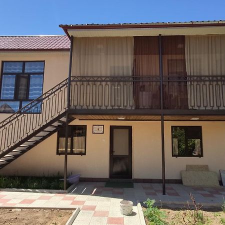 Hotel Natalia Kaji-Say Exterior foto